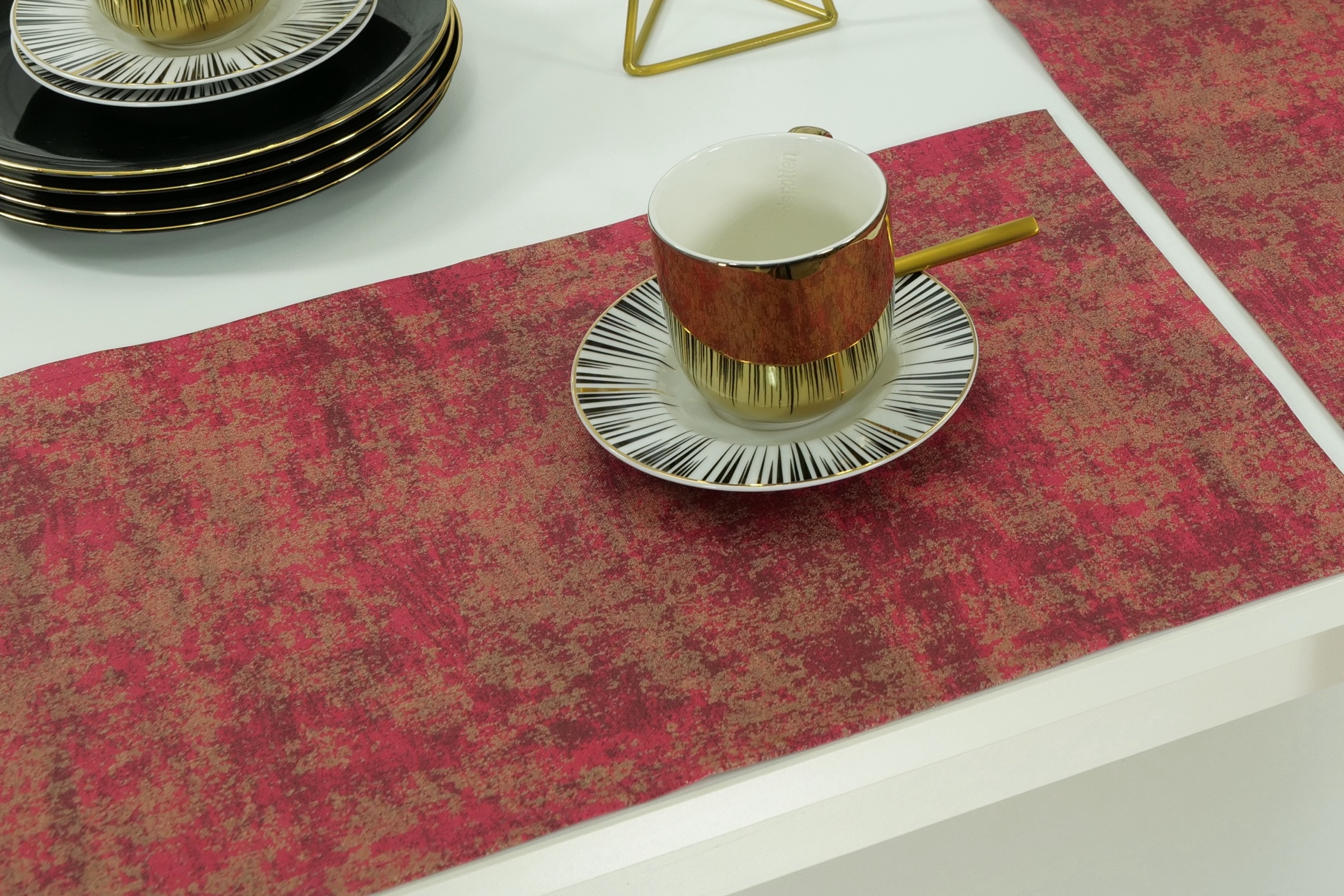 Abwaschbare Tischset Rot-Lila Gold marmoriert Thasos Größe 32x42 cm Platzset