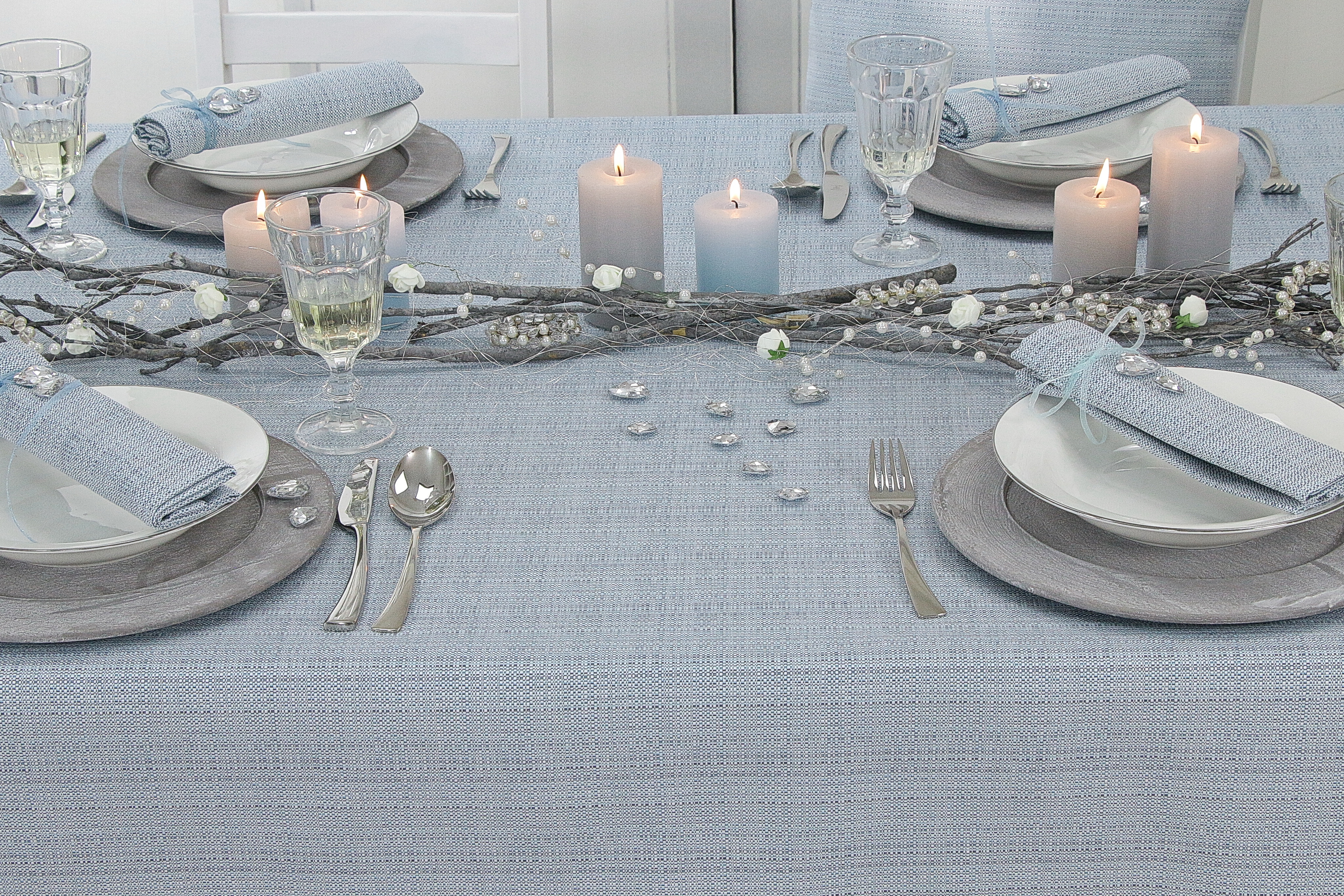 Tischdecke mit Fleckschutz Hellblau Alma Breite 160 cm