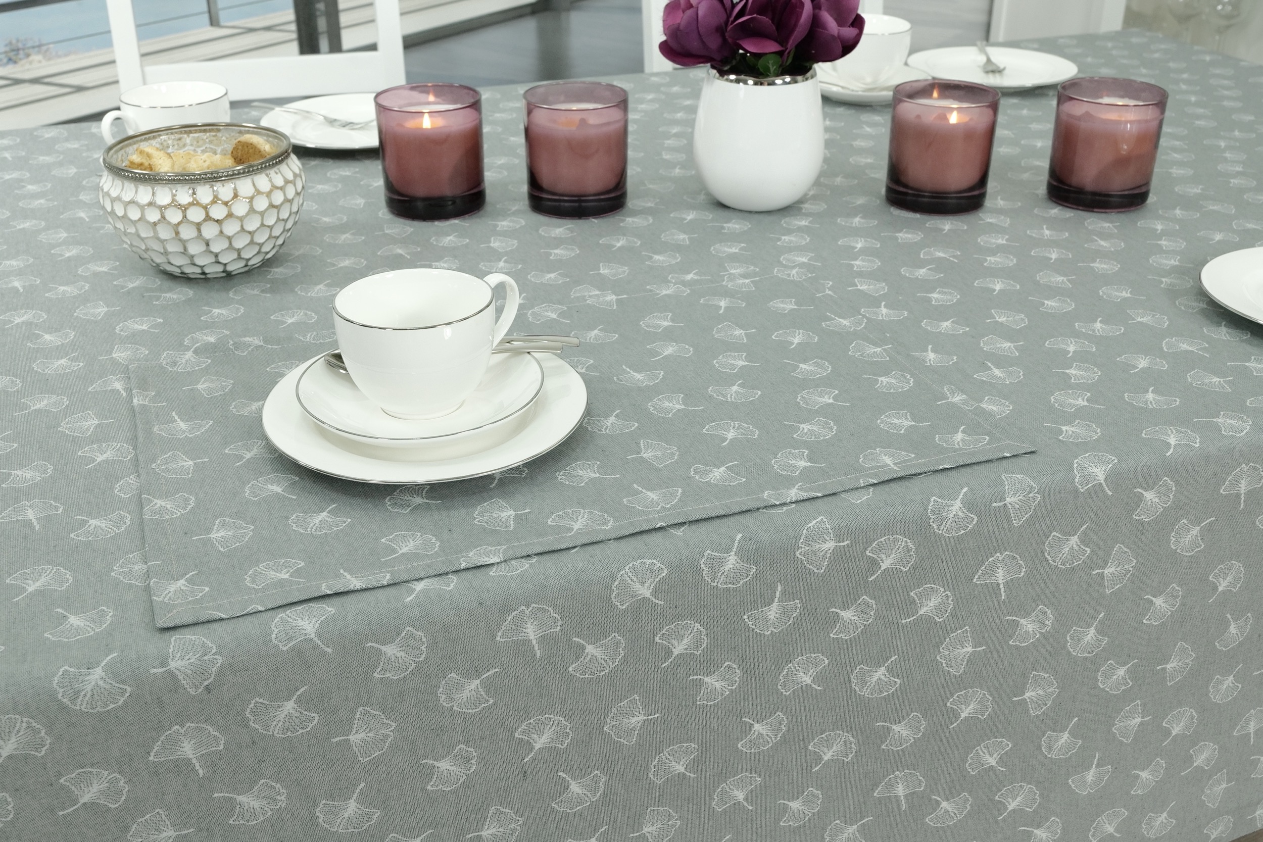 Tischdecke abwaschbar Grau Muster Malta Breite 160 cm