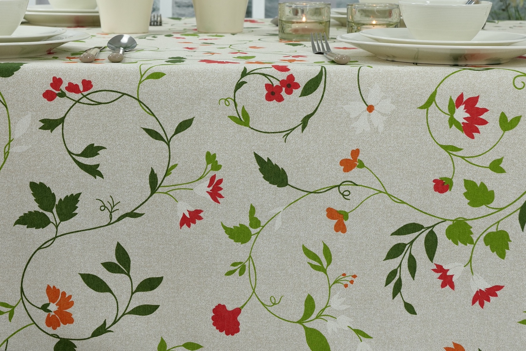 Abwaschbare Tischdecke Beige Rot Grün Muster Blütenranke ab 80x80 cm - 138x138 cm QUADRATISCH