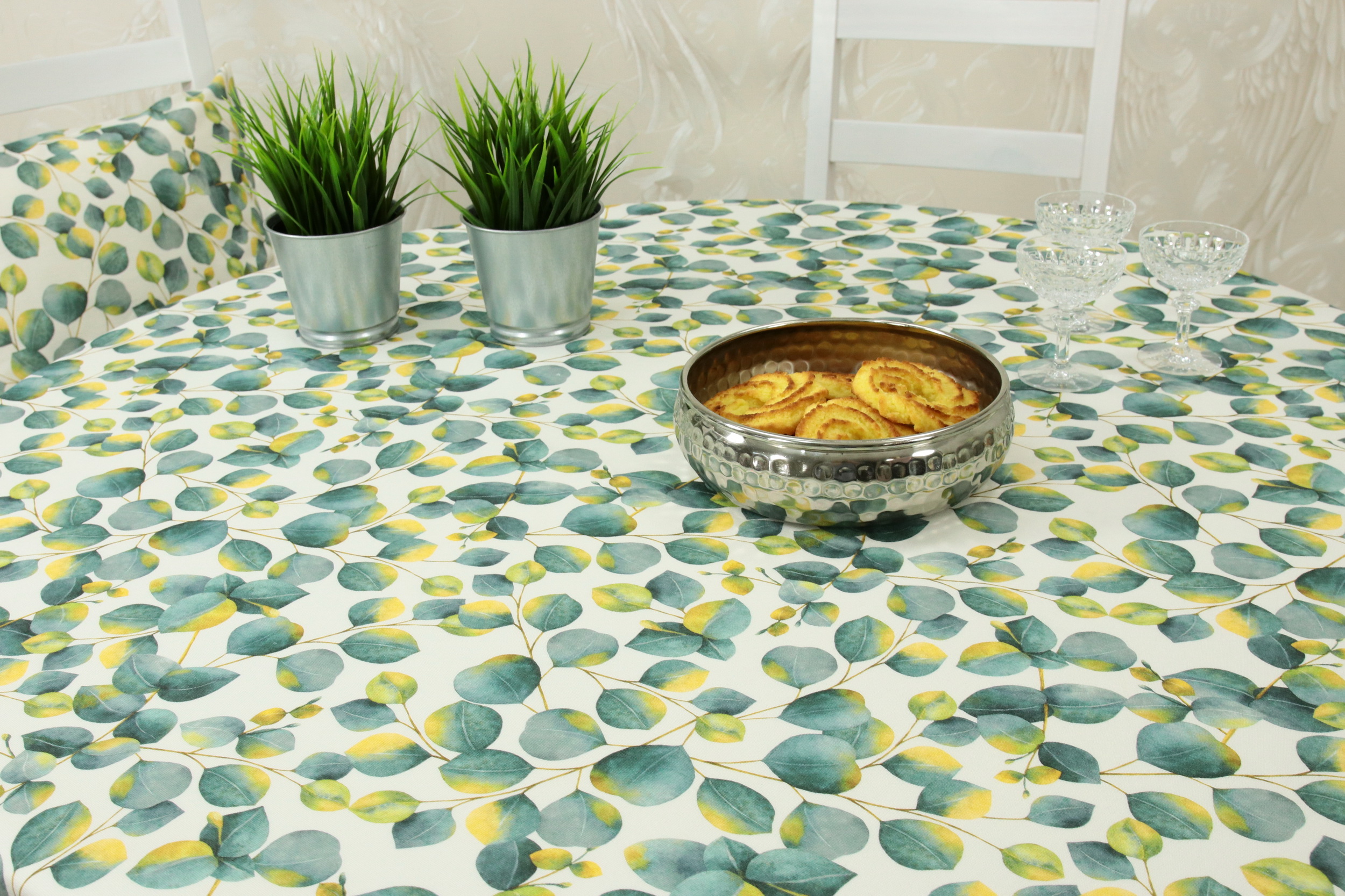 Tischdecke mit Fleckschutz Ozeanblau Gelb Blätter Muster Größe 120x160 cm OVAL