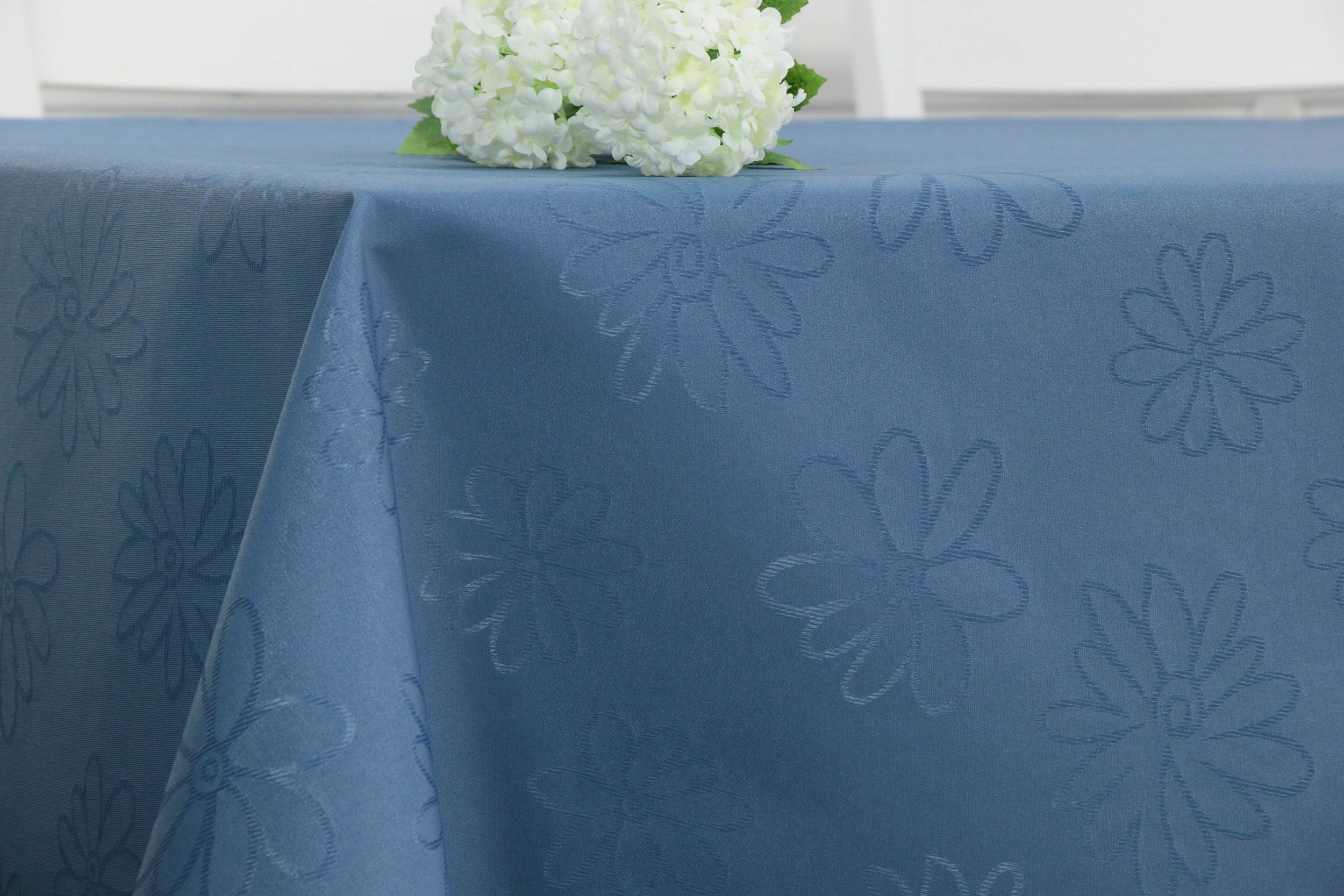 Tischdecke abwaschbar Blau Blumenmuster Mari ab 80x80 cm - 138x138 cm QUADRATISCH