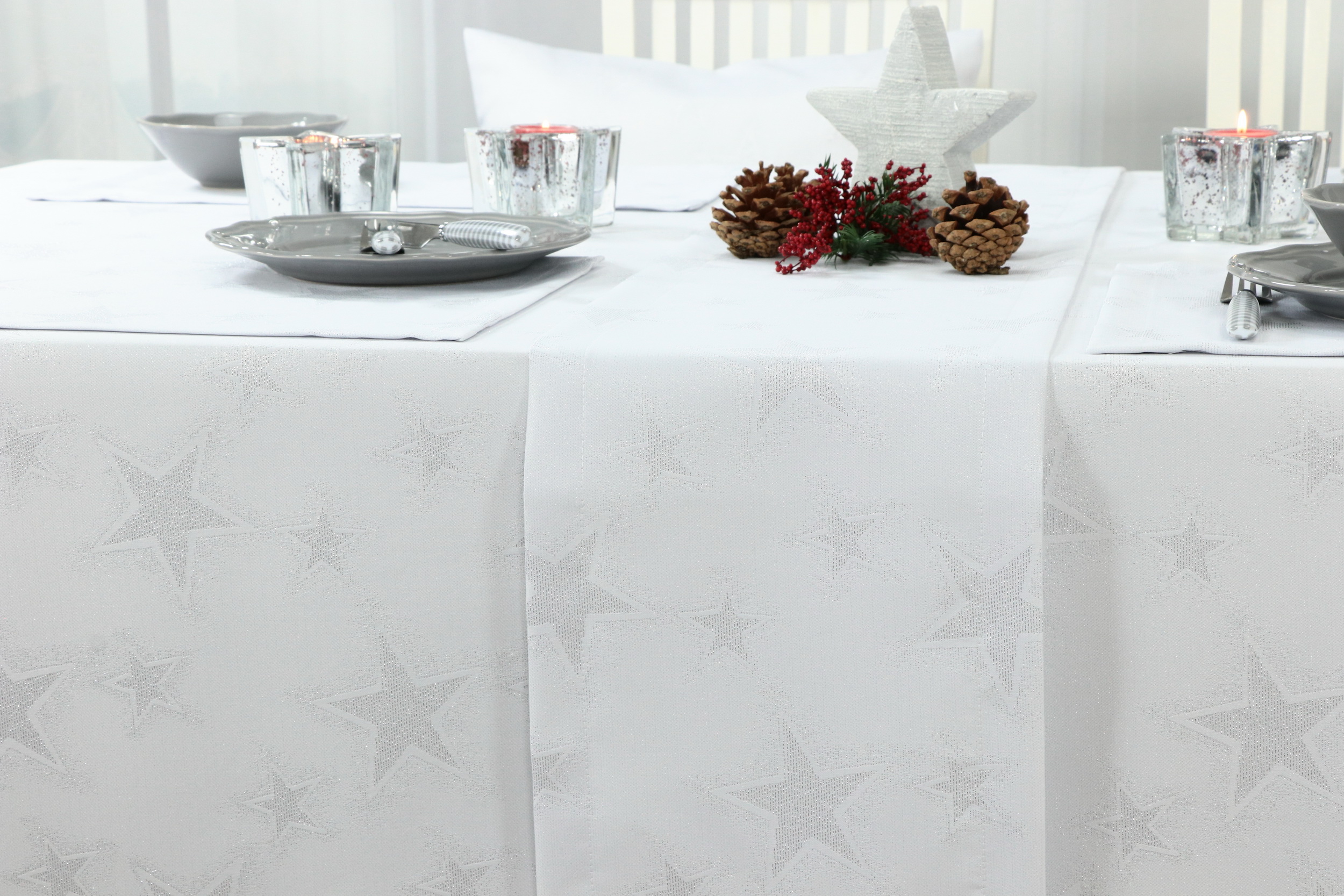 Fleckgeschützte Tischdecke Weihnachten Weiß Silber Sterne Advent Breite 150 cm