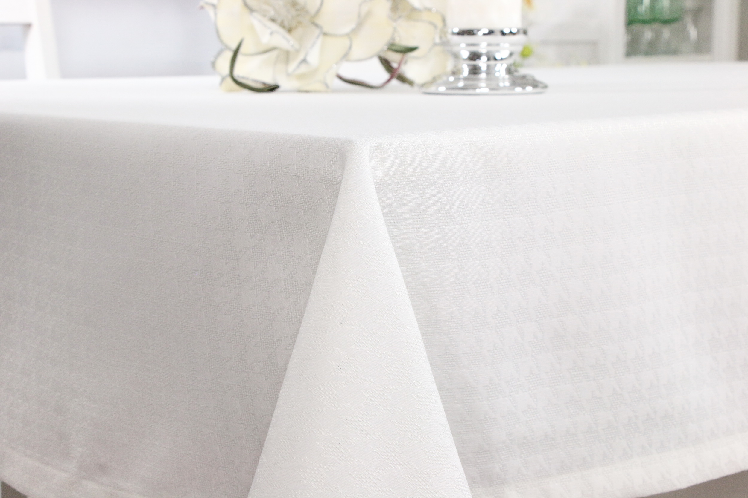 Tischdecke mit Fleckschutz Evita Perlweiß Muster Breite 110 cm