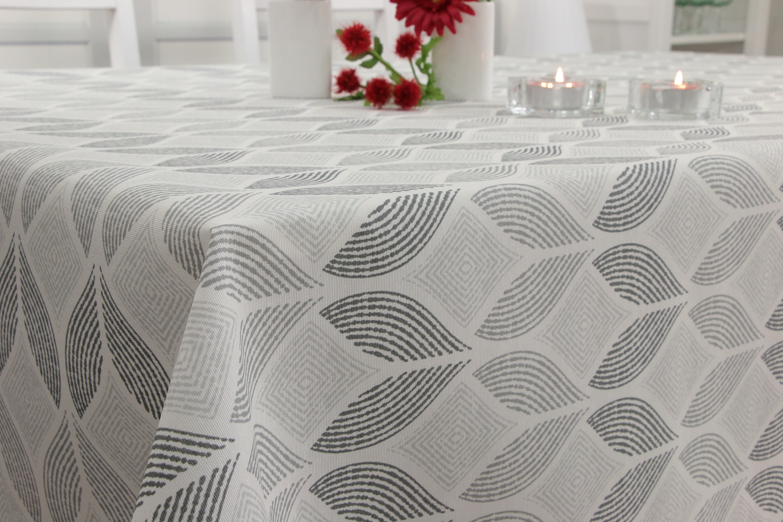 Abwaschbare Tischdecke Cremeweiß Muster Grau Sorrent ab 80x80 cm - 138x138 cm QUADRATISCH