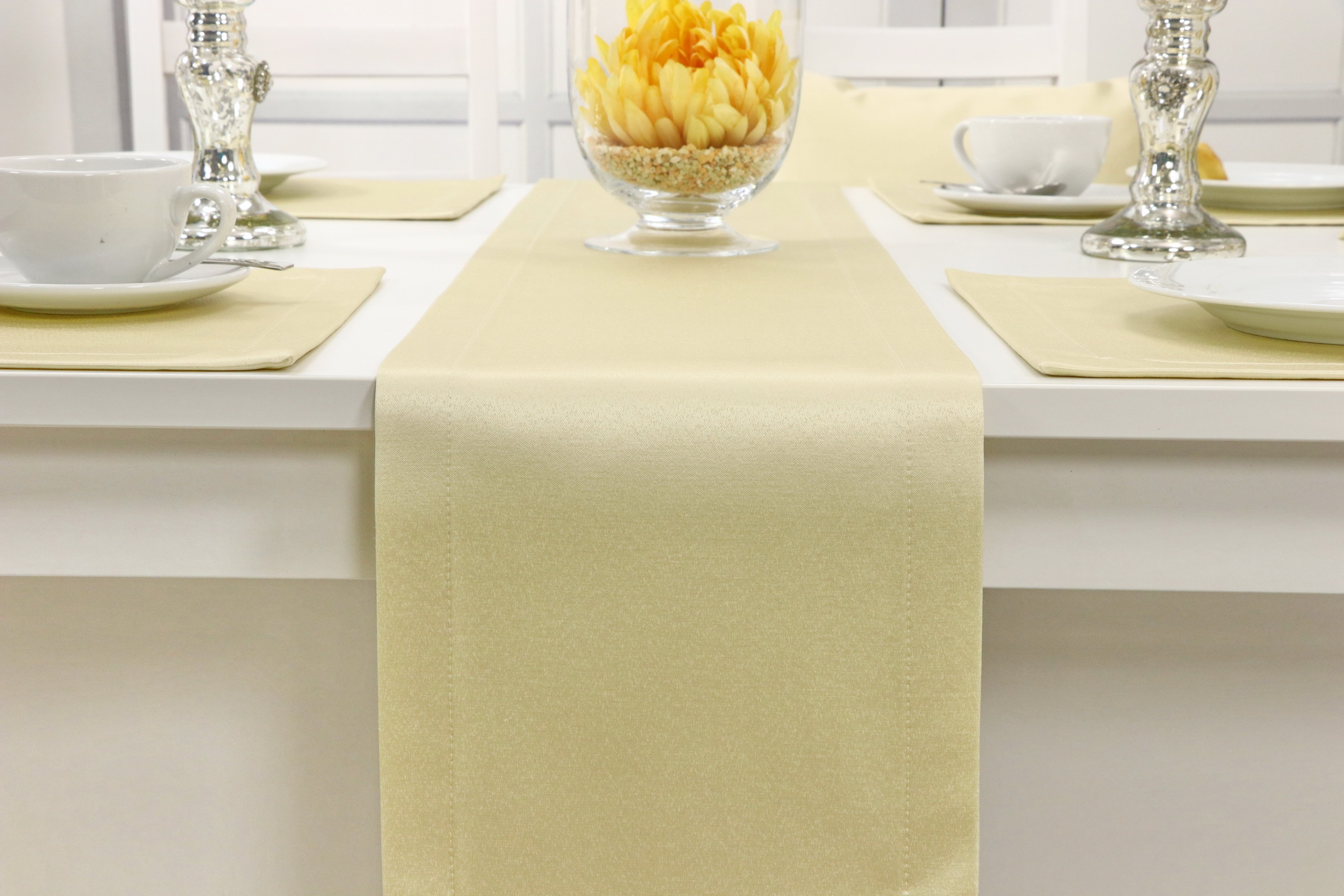 Einfarbige Tischläufer Goldfarben mit Fleckschutz Breite 40 cm