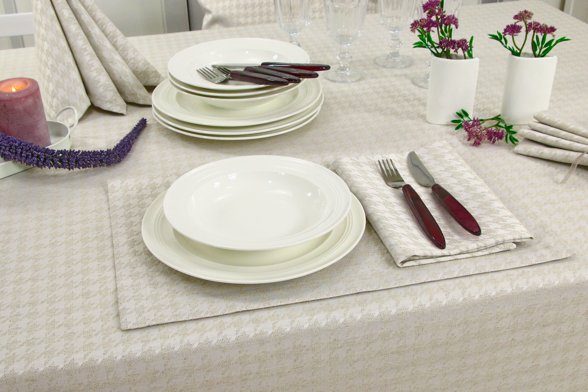 Tischdecke mit Fleckschutz Evita Perlbeige Muster Breite 120 cm